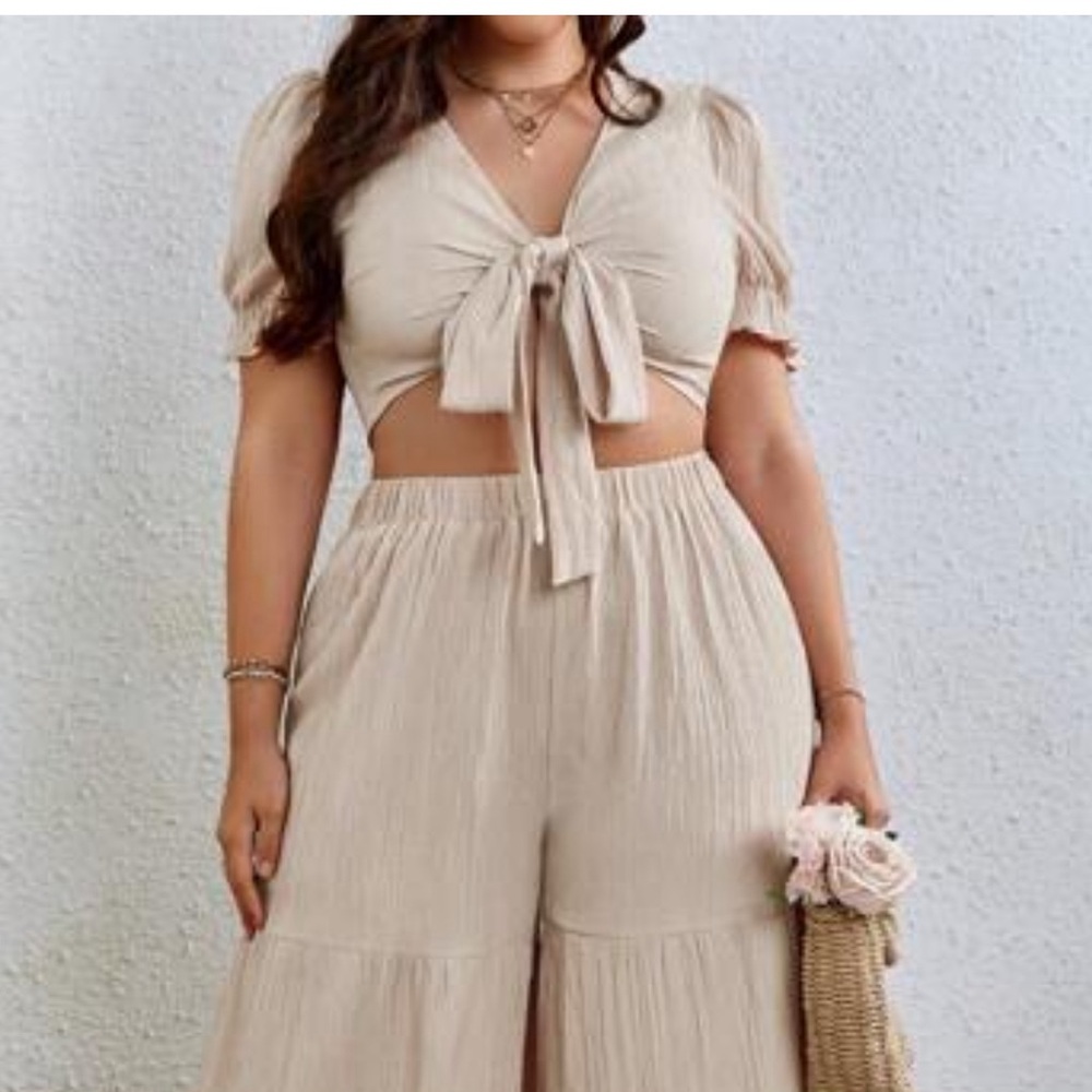 NEW Plus size Beige Tie-Front Crop Top and Wide-Leg Pants Set